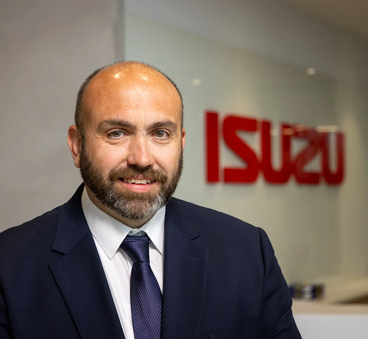 ISZS1935 Industry Brett Video Image Carousel 608X560 2X