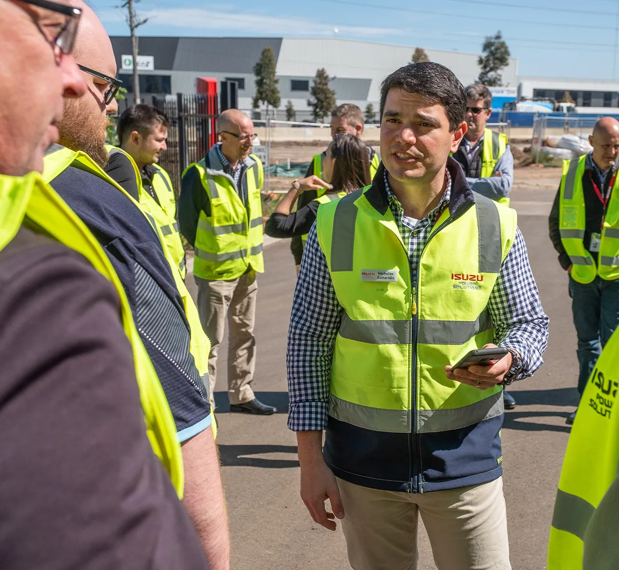 ISZS1935 Headoffice People Video Image Carousel 608X560 2X