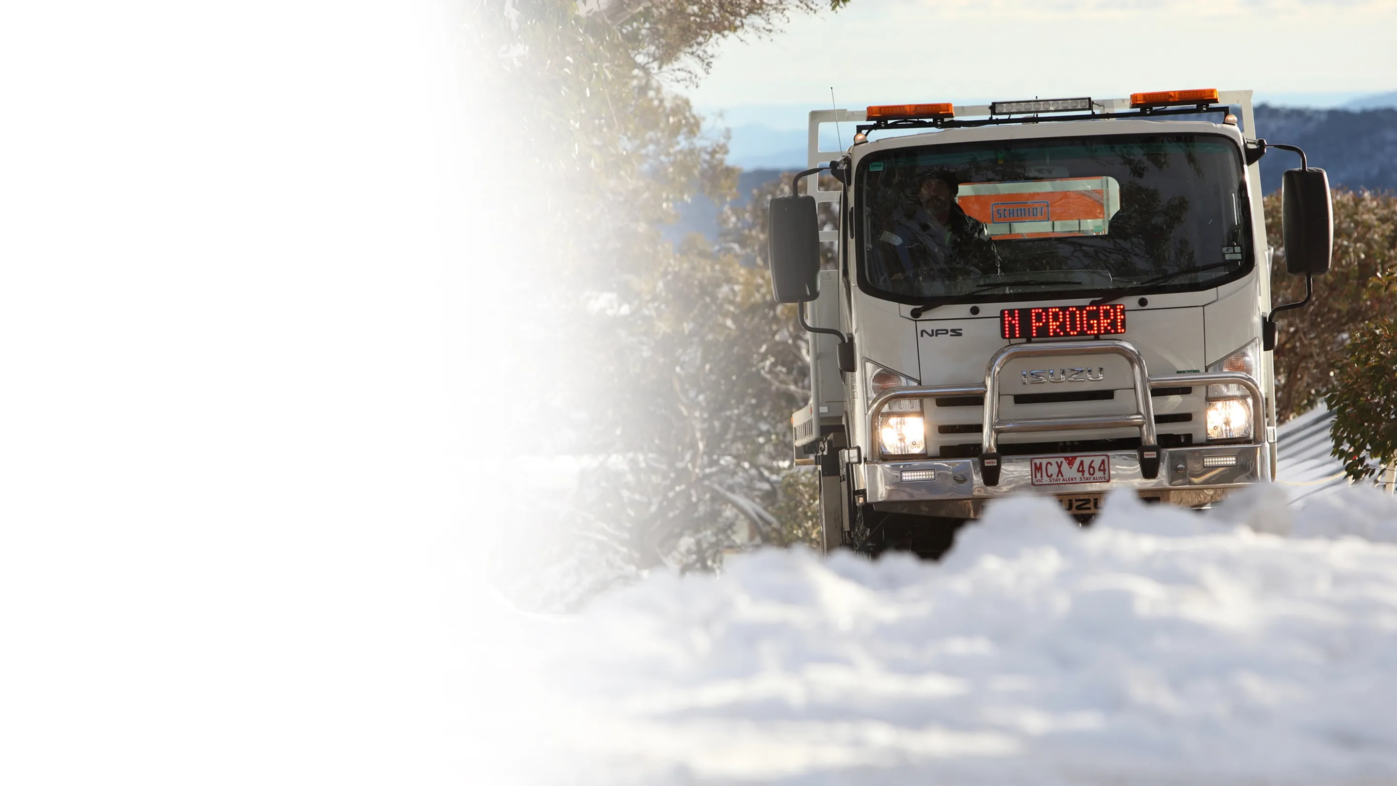 ISZS1935 AWD Hero Desktop 1440X810 2X