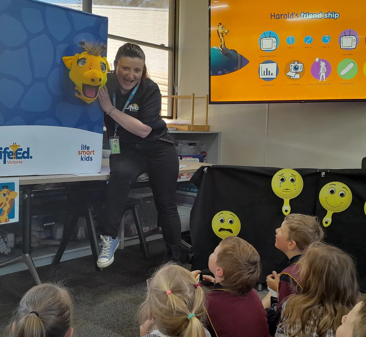 ISZS1935 Lifeed Mission Video Image Carousel 608X560 2X