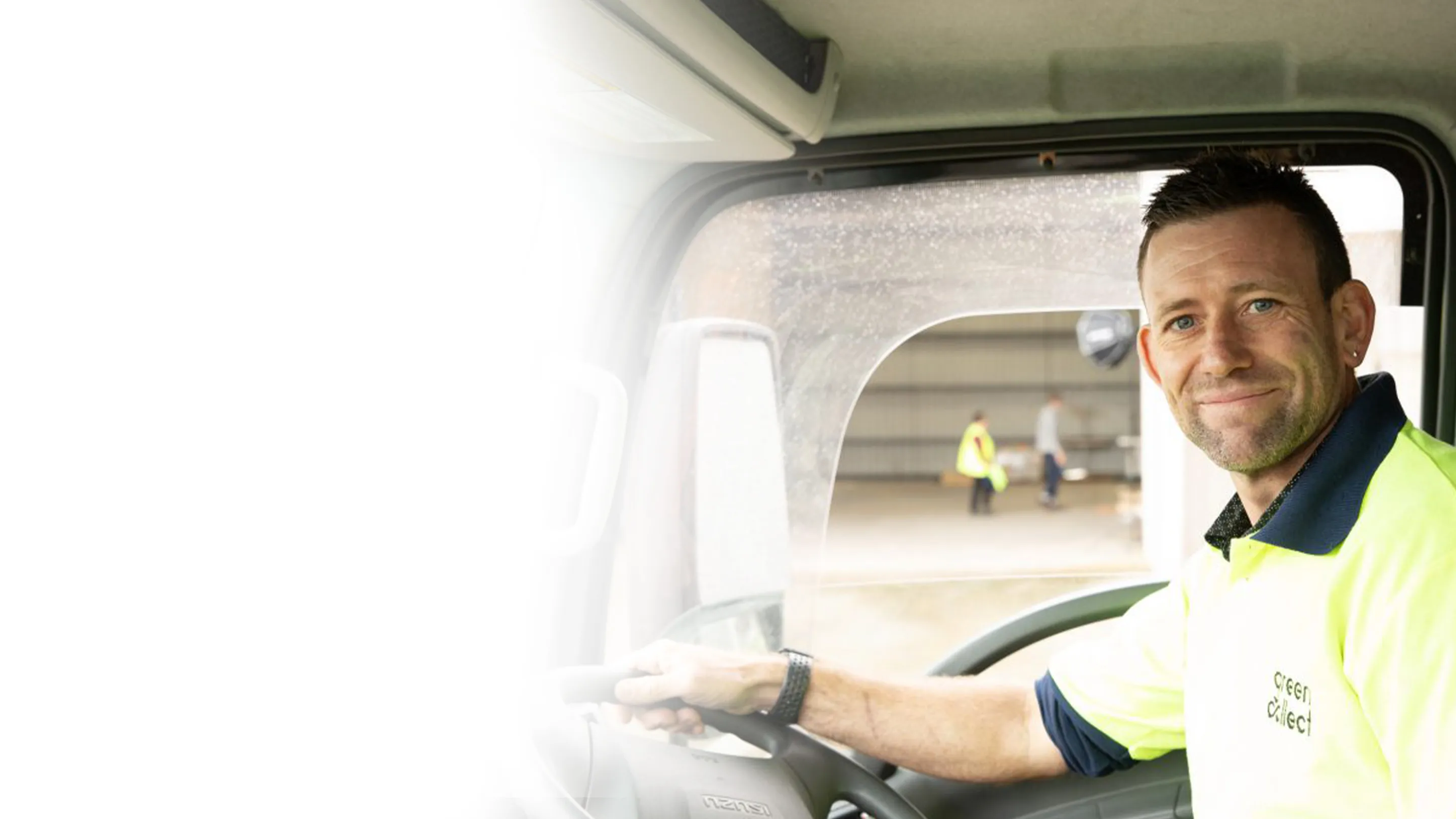 ISZS1935 Vanpack Hero Desktop 1440X810 2X