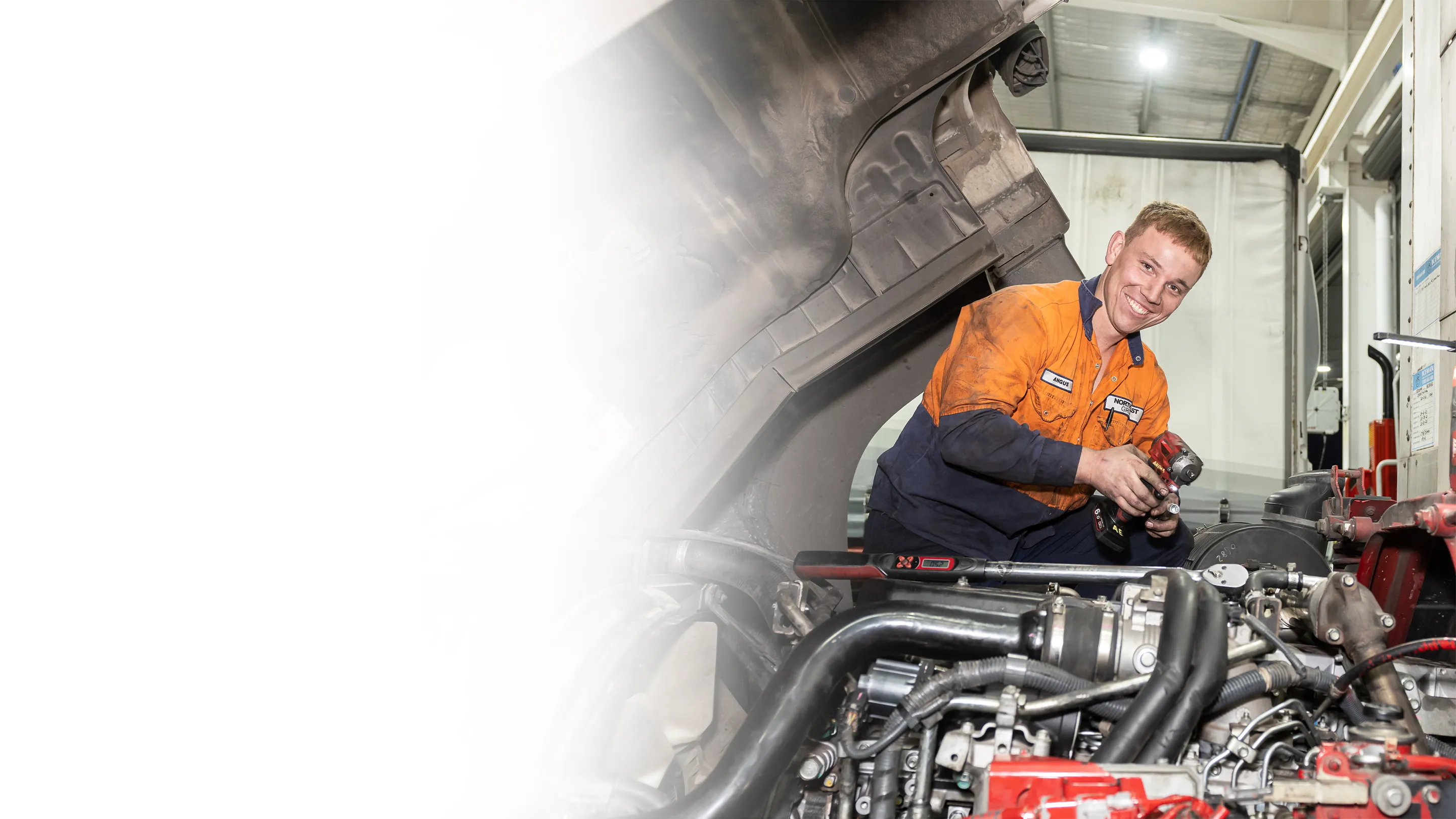 ISZS1935 Becomeatech Hero Desktop 1440X810 2X