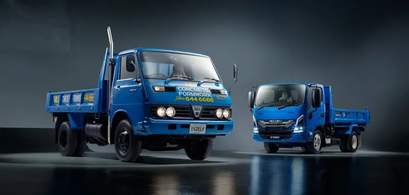 ISUZU ELF 350 NKR Tippers 4 Lights On Crop Compressed