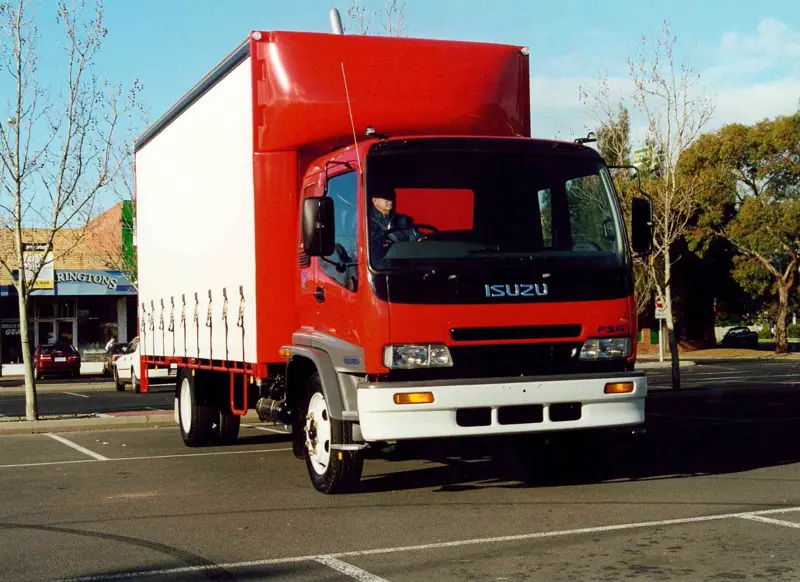 2000_ISuzu_F_Series-min.jpg