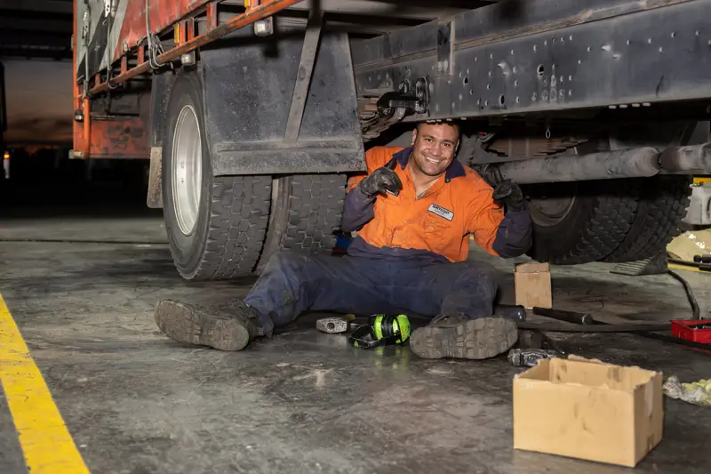 Isuzuworkshopb 102 2100X1400 E9c116c1 048E 4397 B8ba D74197044721