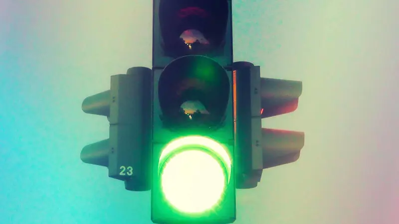Filtered1Stock_traffic_light_1.jpg