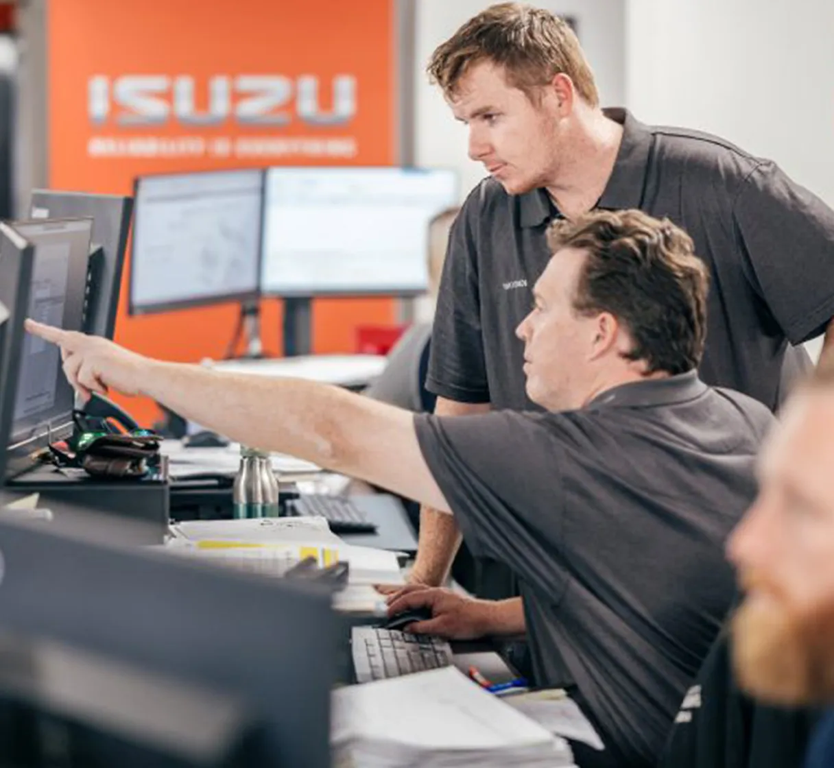 ISZS1935 Headoffice Benefits Video Image Carousel 608X560 2X