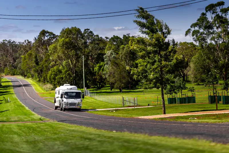Isuzu Nov24 97 2100X1400 C520e8e2 1752 4Ad4 856D E93f08b308ff